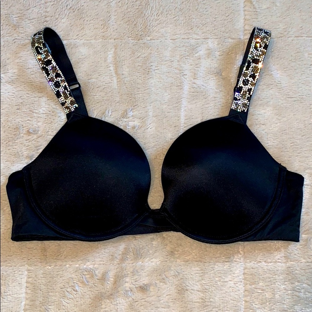 NWT Victoria’s Secret push-up bra 36B